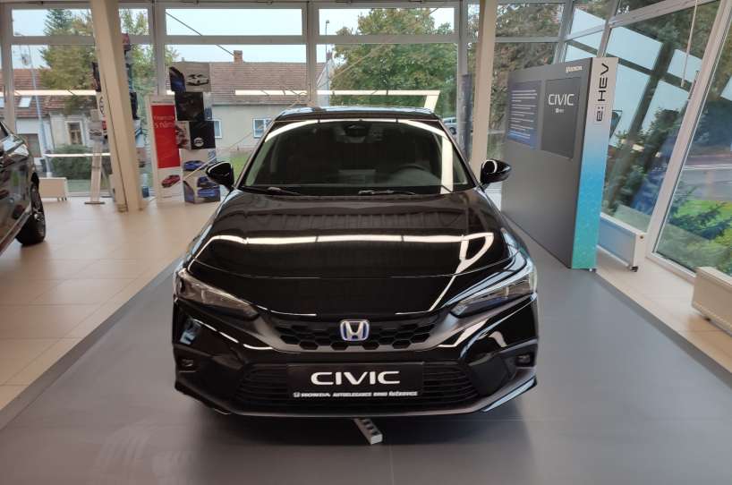 Honda Civic e:HEV Advance